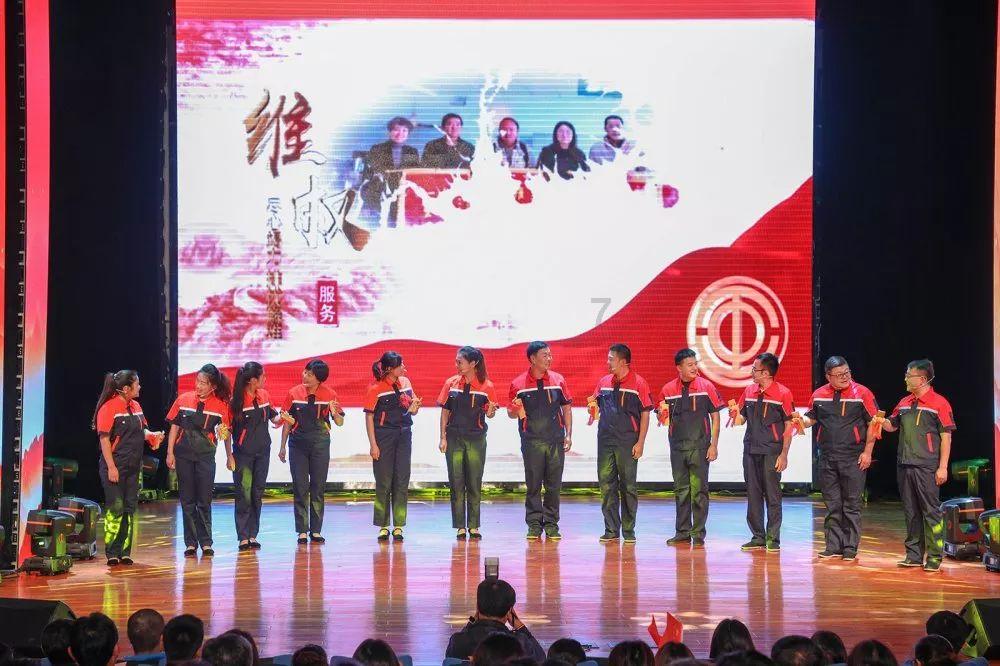 线上线下人气旺 “年货经济”热度高